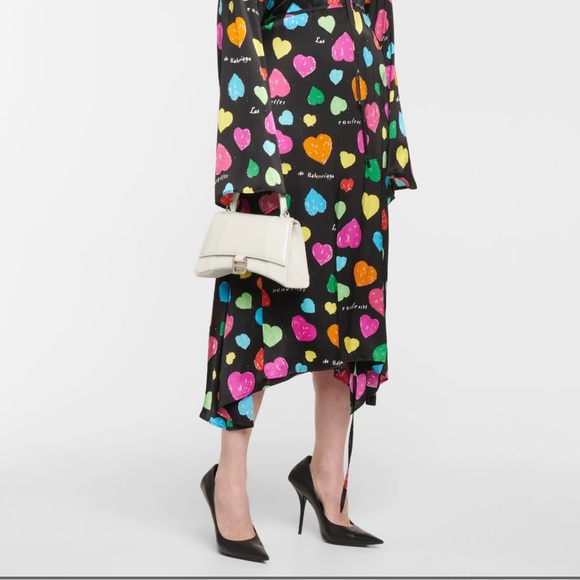 Balenciaga Hourglass SMALL. Willing to negotiate price. - Picture 8 of 9